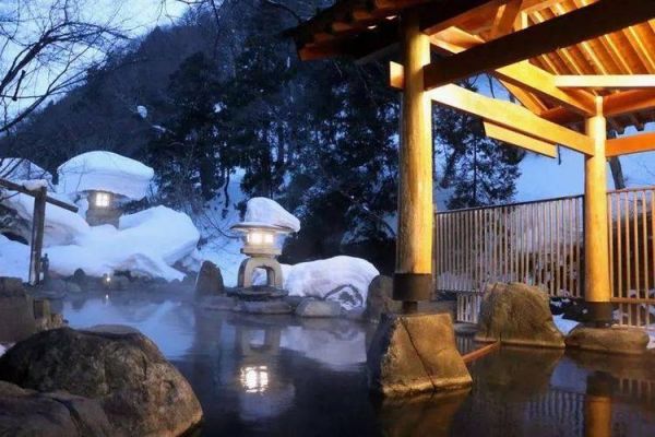 日本溫泉游(還是體驗日式傳統溫泉旅館)