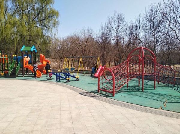 永定河公園(有哪些游樂設(shè)施)