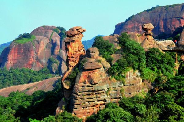 江西旅游必去十大景點(diǎn)(你最想去江西的哪座山)