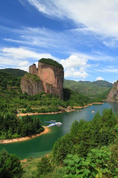 江西旅游必去十大景點(diǎn)(你最想去江西的哪座山)