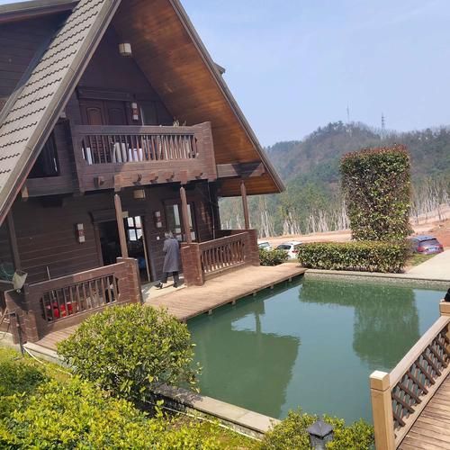 越龍山國際旅游度假區(值得去住一住嗎)