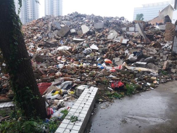 工地生活垃圾(我們?cè)撛趺醋?