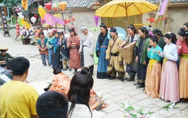 橫店群演的真實生活(橫店群演的生活到底有多難)